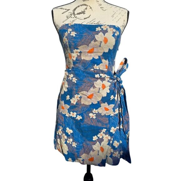 Urban Outfitters UO Juliette Blue Floral Linen Wrap-Around Mini Dress Size‎ S - Picture 3 of 11